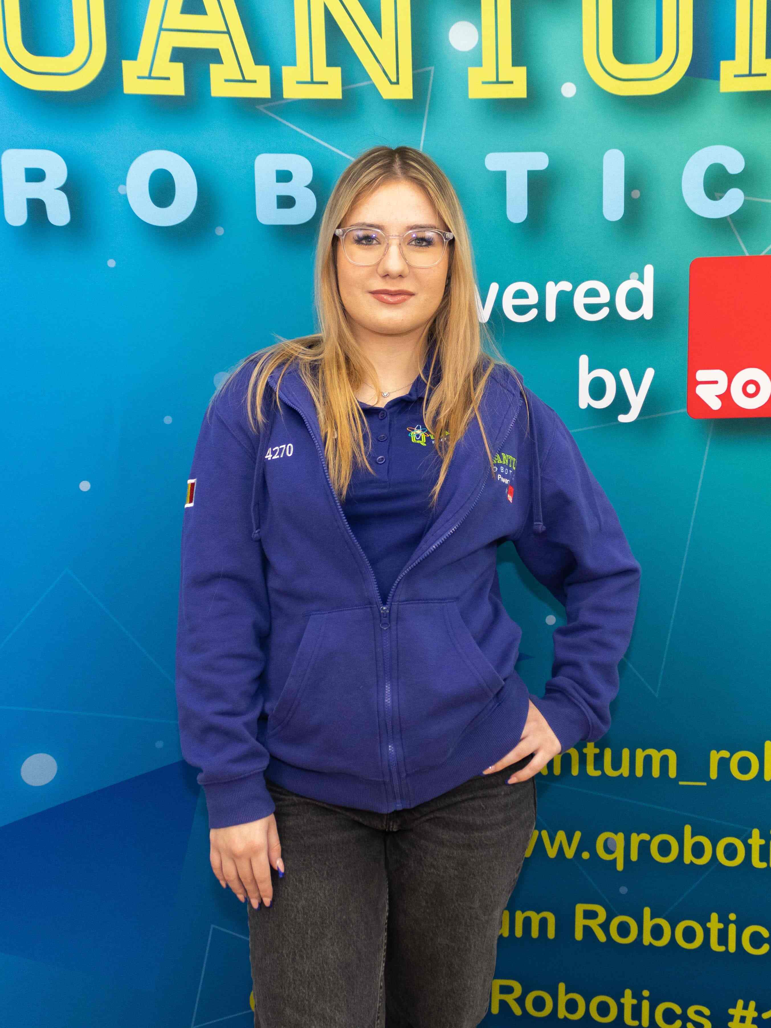 Quantum-Robotics-FTC-FIRST-competiton-team-members-Maria-Dan